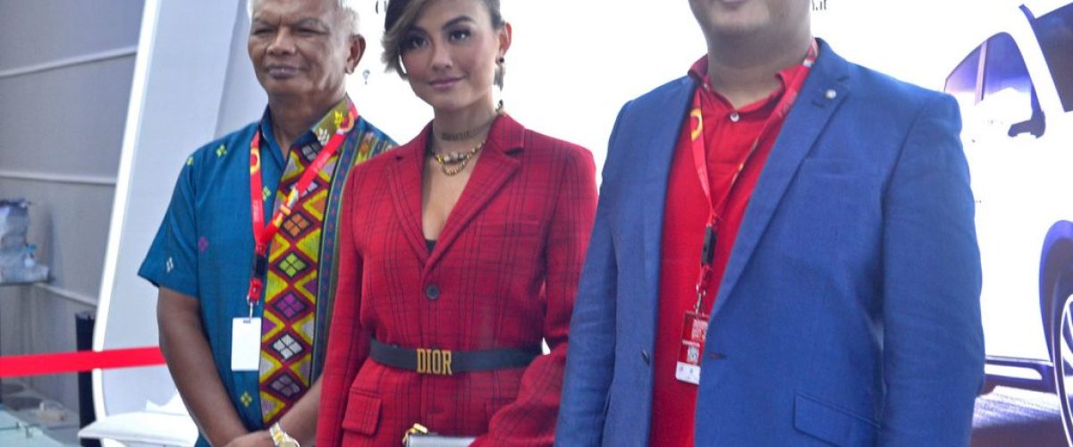 agnes-mo-brand-ambassador-dfsk-glory-580