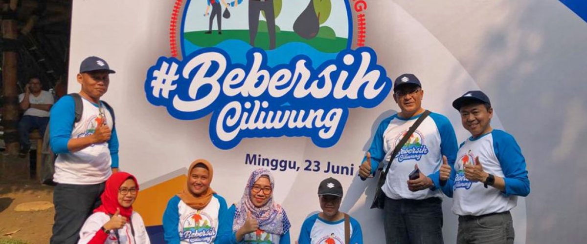 aksi-bebersih-ciliwung-suzuki