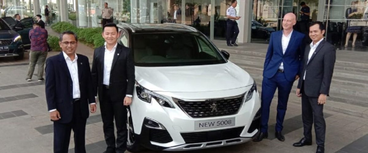 new-peugeot-5008
