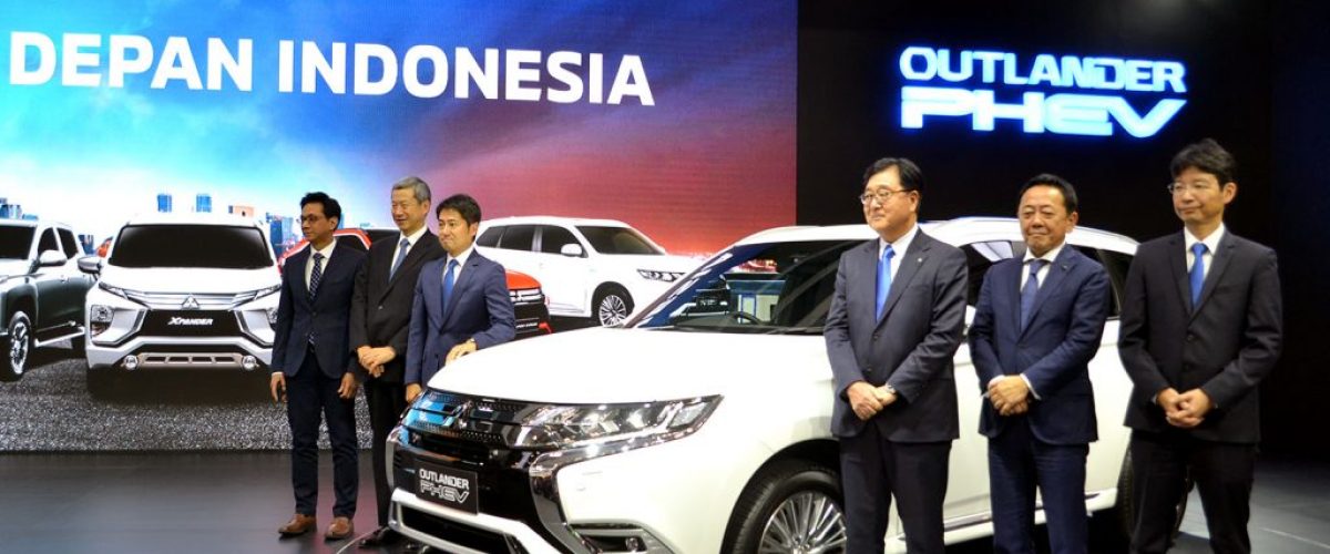 mitsubishi-outlander-phev-di-giias