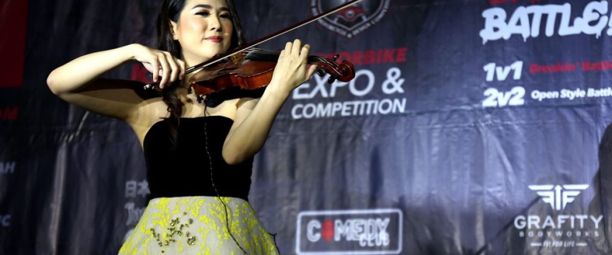 kezia-amalia-pebiola-cantik-surabaya