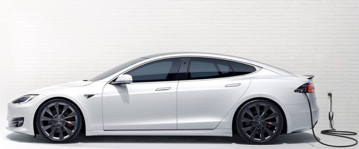 mobil-listrik-tesla-model-S