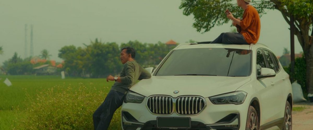 Film-BMW-Astra-elipsis