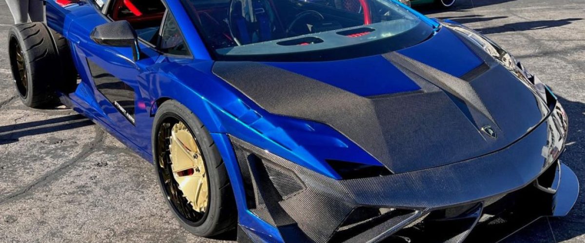 Lamborghini-Gallardo-V10-versi-stock