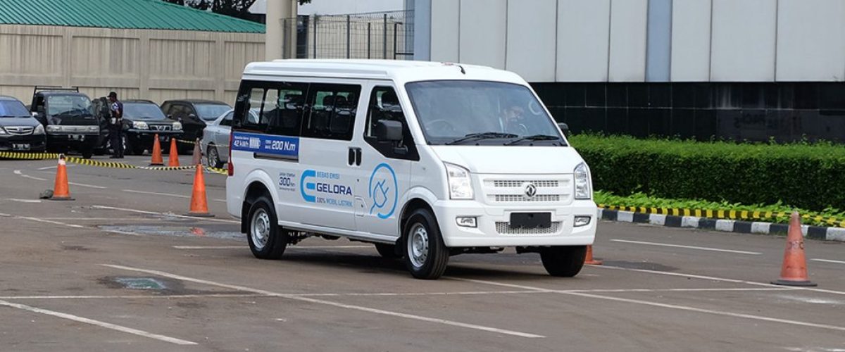 Mobil-Listrik-DFSK