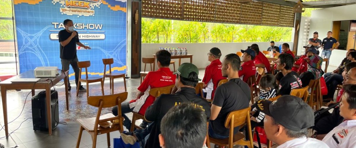 Sesi Talkshow dan Saring Tips Berkendara Aman di Daihatsu Week 2022