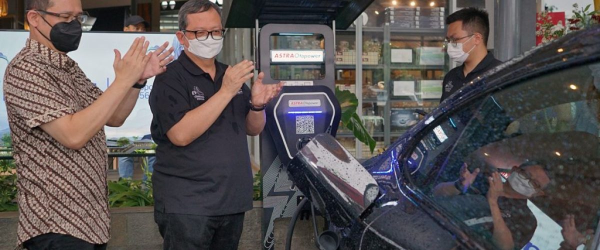 Charging-Station-Astra-Otoparts
