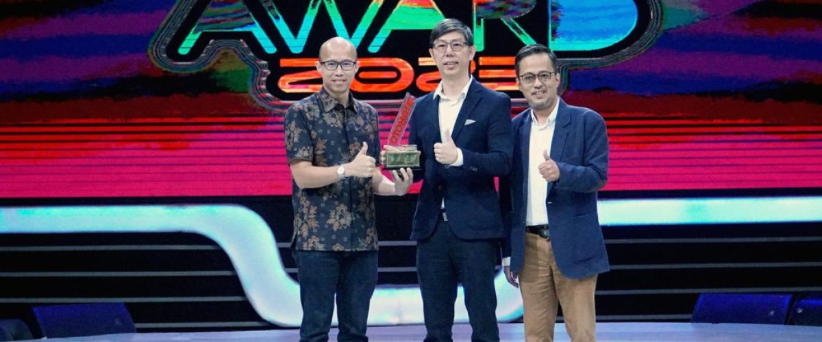 Otomotif-Award-Kijang