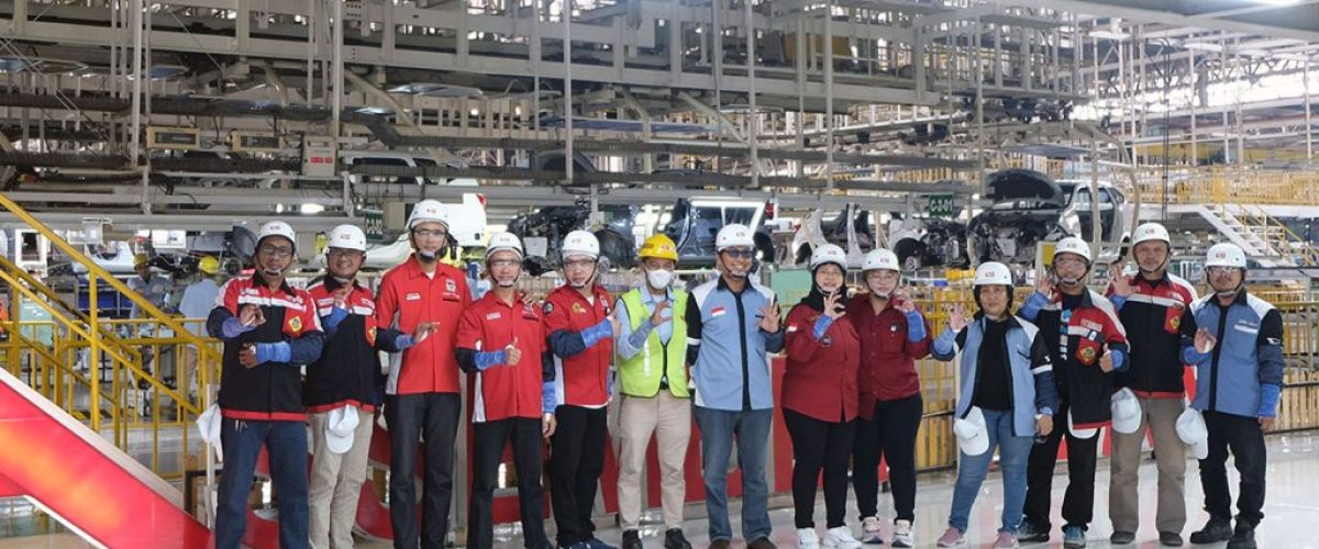 Kunjungan-ke-Pabrik-Daihatsu