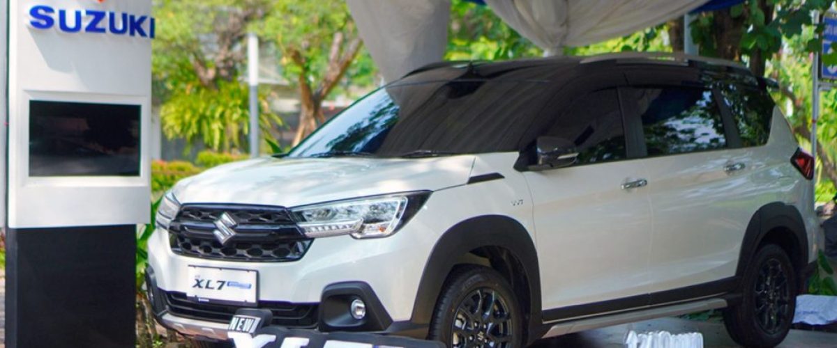mobil-suzuki-new-xl7-hybrid