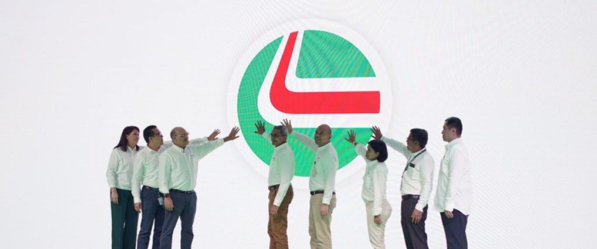 Identitas-baru-Castrol