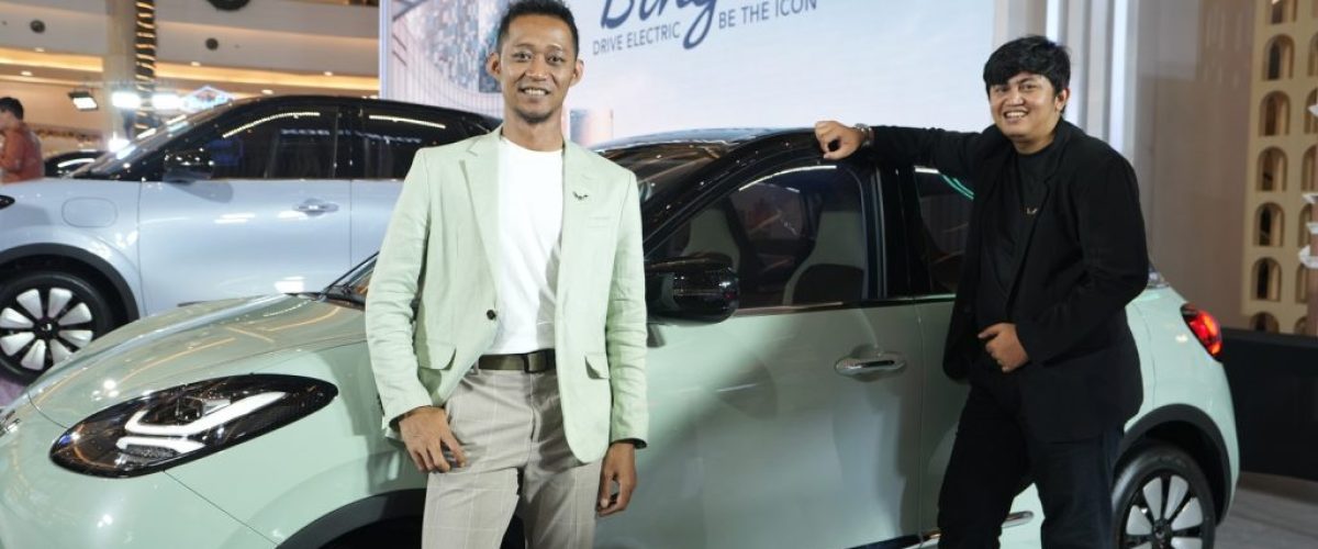 Wuling BinguoEV hadir dengan beragam fitur modern yang tidak hanya fungsional, tetapi juga mendukung kenyamanan serta kemudahan berkendara bagi pengguna