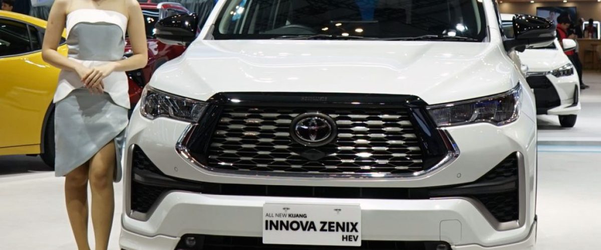 Toyota-Innova-Zenix-HEV